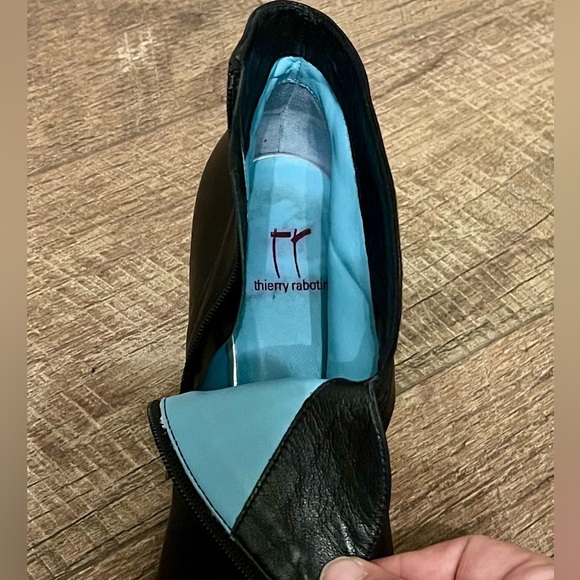 Thierry Rabotin Black Leather Ankle Boots Size 9.5 - Picture 4 of 7